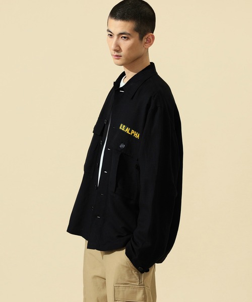 ※ALPHA（アルファ）の「ユーティリティリネンシャツ 長袖（シャツ/ブラウス・メンズ・ベージュ系その他/ブラック/オリーブ・MEDIUM/LARGE/X-LARGE）」の5枚目の写真