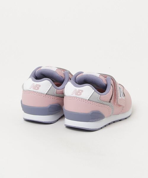 NEW BALANCE(ニューバランス)の「996(スニーカー・キッズ・ブルー/ピンク・14.0cm/13.0cm/12.0cm/12.5cm/14.5cm/15.5cm/13.5cm/15.0cm/16.0cm/16.5cm)」の7枚目の写真