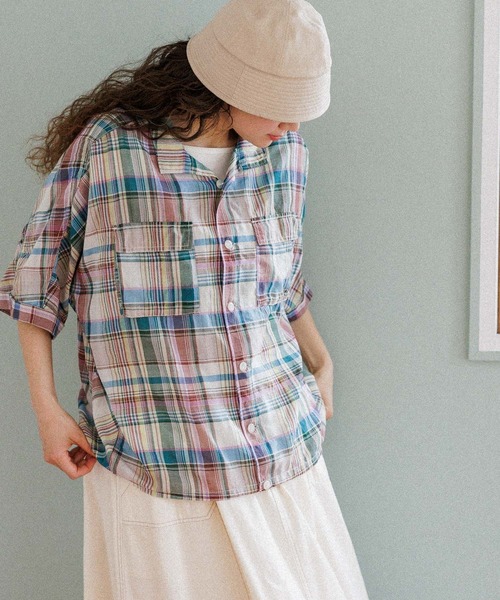 niko and...(ニコアンド)の「リネン混サッカーチェックシャツ(シャツ/ブラウス・レディース・ブルー/アイボリー/イエロー/ネイビー/ピンク・MEDIUM/LARGE)」の9枚目の写真