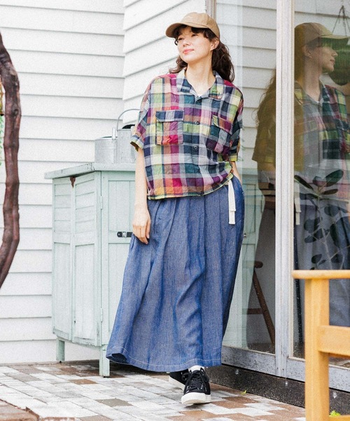 niko and...(ニコアンド)の「リネン混サッカーチェックシャツ(シャツ/ブラウス・レディース・ブルー/アイボリー/イエロー/ネイビー/ピンク・MEDIUM/LARGE)」の18枚目の写真