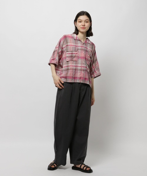 niko and...(ニコアンド)の「リネン混サッカーチェックシャツ(シャツ/ブラウス・レディース・ブルー/アイボリー/イエロー/ネイビー/ピンク・MEDIUM/LARGE)」の21枚目の写真