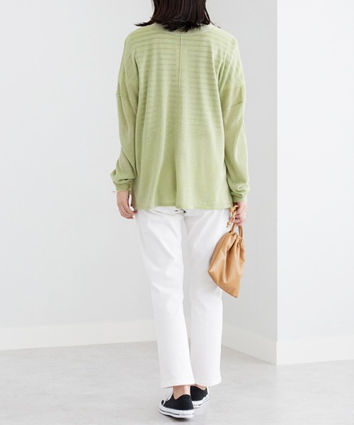 BELLUNA PLUS(ベルーナ)の「ボタン使いラメ入りカーディガン(カーディガン/ボレロ・レディース・グリーン/アイボリー/杢グレー/ブラック・LARGE/X-LARGE/MEDIUM)」の15枚目の写真