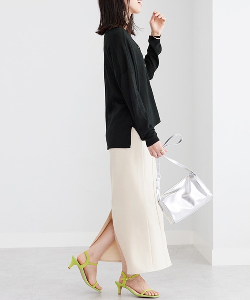 BELLUNA PLUS(ベルーナ)の「ボタン使いラメ入りカーディガン(カーディガン/ボレロ・レディース・グリーン/アイボリー/杢グレー/ブラック・LARGE/X-LARGE/MEDIUM)」の11枚目の写真