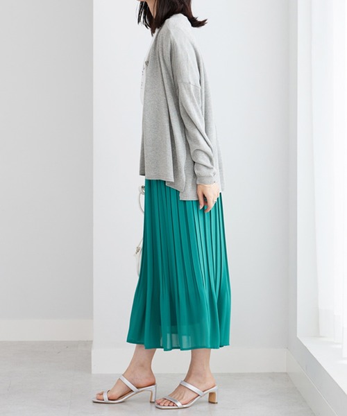 BELLUNA PLUS(ベルーナ)の「ボタン使いラメ入りカーディガン(カーディガン/ボレロ・レディース・グリーン/アイボリー/杢グレー/ブラック・LARGE/X-LARGE/MEDIUM)」の17枚目の写真