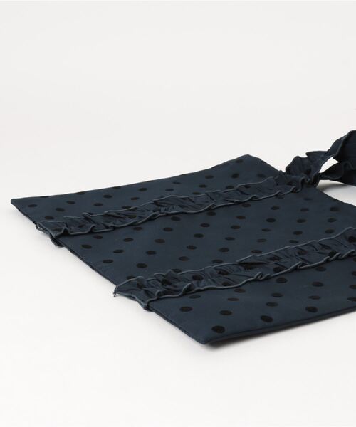 PICCIN PERLA（ピッチンペルラ）の「フロッキードットフリル付き手提げバッグ（トートバッグ・レディース・グレー/ベージュ/ネイビー・FREE）」の21枚目の写真