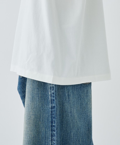 markaware(マーカウェア)の「【MARKA/マーカ】Tee Yuji Takeuchi Sub/Teeユウジタケウチサブ(Tシャツ/カットソー・メンズ・ホワイト/グレー・1/2)」の4枚目の写真