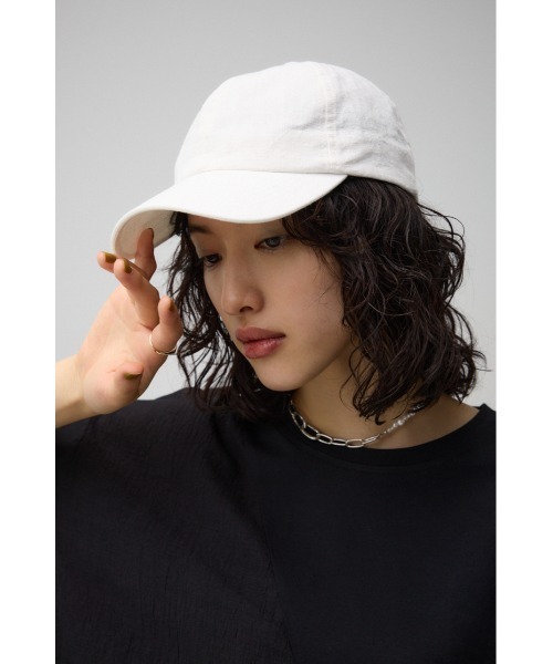 AZUL by moussy（アズールバイマウジー）の「リネンライクキャップ（キャップ・レディース・アイボリー/ブラック・FREE）」の7枚目の写真
