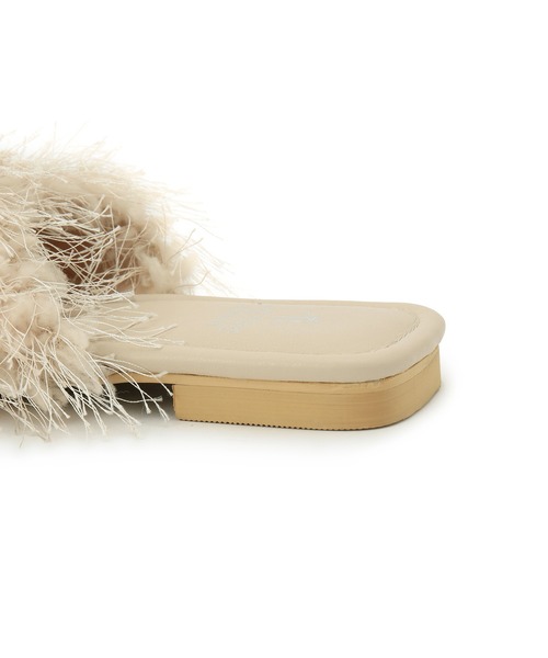 LORENA PAGGI ファーサンダル ベージュ　新品 LORENA PAGGI ファー サンダル ベージュ新品