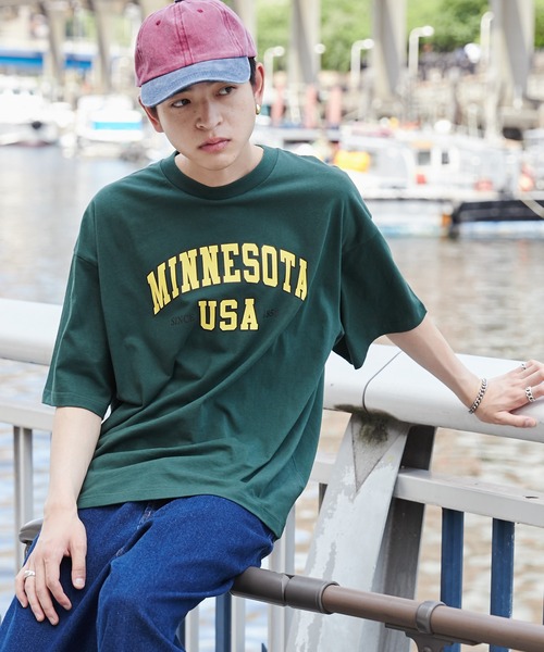 WEGO（ウィゴー）の「WEGO/カレッジロゴプリントT（Tシャツ/カットソー・メンズ・ホワイト/ダークグリーン/ネイビー・SMALL/MEDIUM/LARGE）」の2枚目の写真