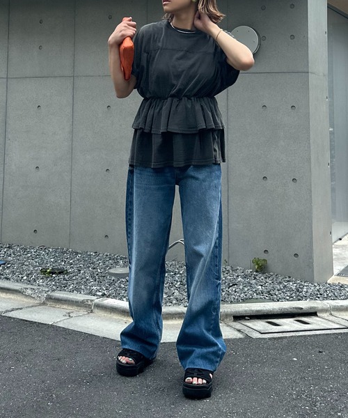 mi via loca(ミヴィアロカ)の「ピグメント フリルギャザー フレンチスリーブ ペプラムトップス(Tシャツ/カットソー・レディース・ベージュ/スミクロ/カーキ・FREE)」の14枚目の写真