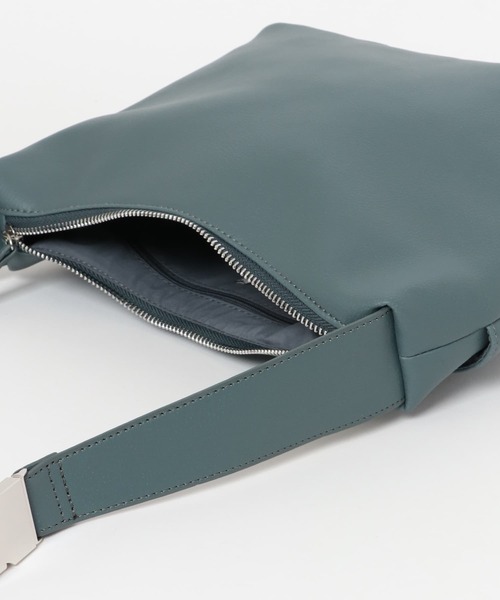 URBAN RESEARCH DOORS(アーバンリサーチドアーズ)の「2WAYショルダーバッグ(ショルダーバッグ・レディース・キャメル/ブルー・ONE)」の14枚目の写真