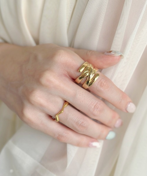 sowang(ソワン)の「ループデザインメタルリング-roop design metal ring-(リング・レディース・シルバー/ゴールド・11)」の10枚目の写真