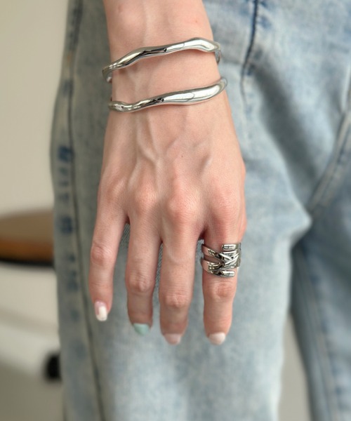 sowang(ソワン)の「ループデザインメタルリング-roop design metal ring-(リング・レディース・シルバー/ゴールド・11)」の4枚目の写真