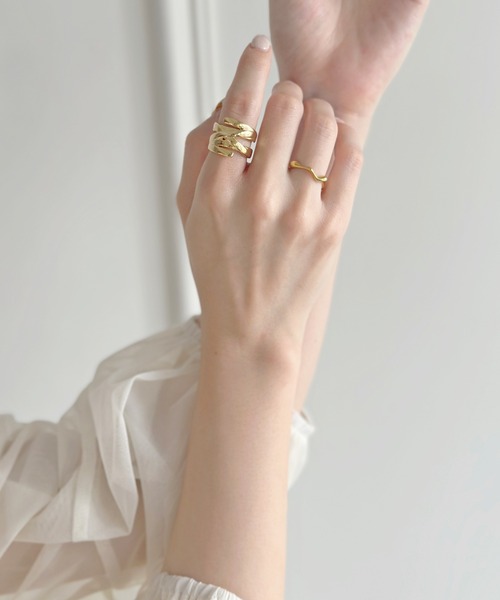 sowang(ソワン)の「ループデザインメタルリング-roop design metal ring-(リング・レディース・シルバー/ゴールド・11)」の12枚目の写真