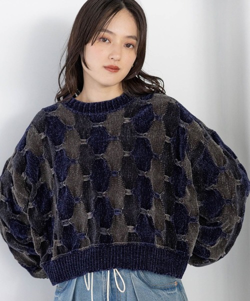 RAGEBLUE（レイジブルー）の「ボリュームスリーブ/配色ショートモールニット（ニット/セーター・レディース・ブルー系/オフホワイト/グレー系/オレンジ系・FREE）」の3枚目の写真