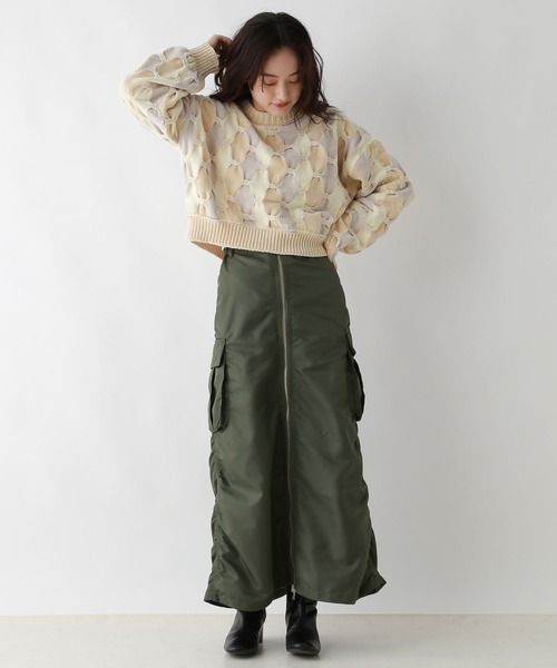 RAGEBLUE（レイジブルー）の「ボリュームスリーブ/配色ショートモールニット（ニット/セーター・レディース・ブルー系/オフホワイト/グレー系/オレンジ系・FREE）」の15枚目の写真