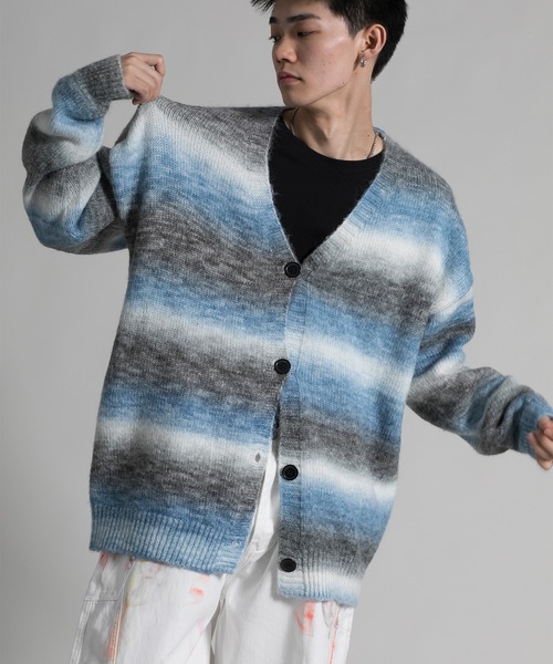 aimoha(アイモハ)の「【aimoha neo】 Gradient Striped Cardigan(カーディガン/ボレロ・メンズ・ダークグレー/ブルー・MEDIUM/LARGE/X-LARGE/XX-LARGE)」の2枚目の写真