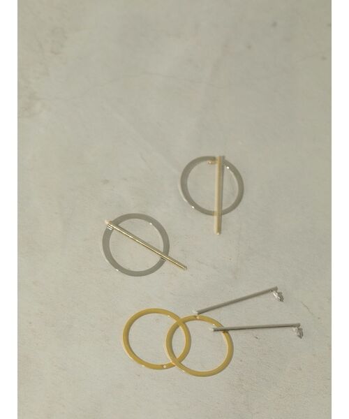 ELENDEEK(エレンディーク)の「2WAY IO ピアス(ピアス(両耳用)・レディース・シルバー/ゴールド・FREE)」の5枚目の写真