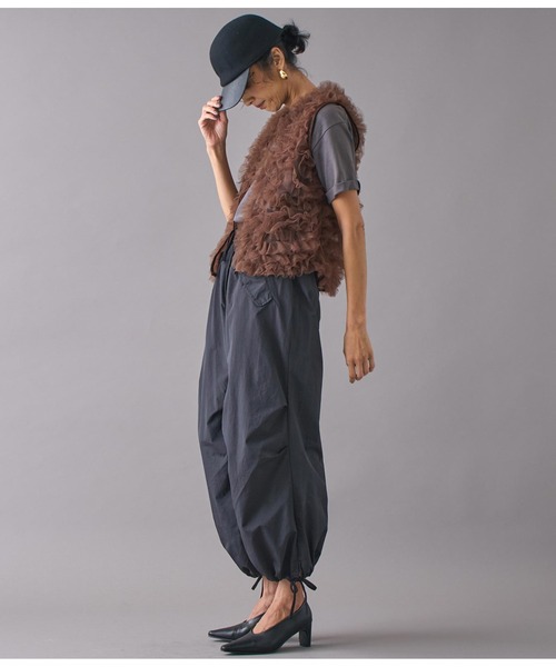 Settimissimo（セッティミッシモ）の「ナイロンワイドカーゴパラシュートパンツ（カーゴパンツ・レディース・グリーン/ブラック・FREE）」の7枚目の写真