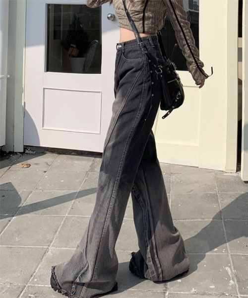 i-dare（アイディア）の「【i-dare】ヘビー ワイド フレア デニム パンツ（デニムパンツ・レディース・グレー・SMALL/MEDIUM/LARGE）」の6枚目の写真