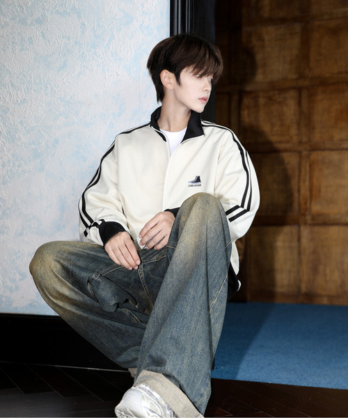 CONVERSE（コンバース）の「【neos】CONVERSE コンバース ルーズシルエット ロゴ 刺繍 ライン ジャージ トラックジャケット（ジャージ・メンズ・オフホワイト/ブラック/ネイビー/ベージュ・MEDIUM/LARGE/X-LARGE）」の8枚目の写真