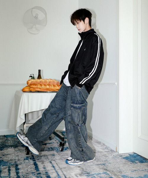 CONVERSE（コンバース）の「【neos】CONVERSE コンバース ルーズシルエット ロゴ 刺繍 ライン ジャージ トラックジャケット（ジャージ・メンズ・オフホワイト/ブラック/ネイビー/ベージュ・MEDIUM/LARGE/X-LARGE）」の14枚目の写真