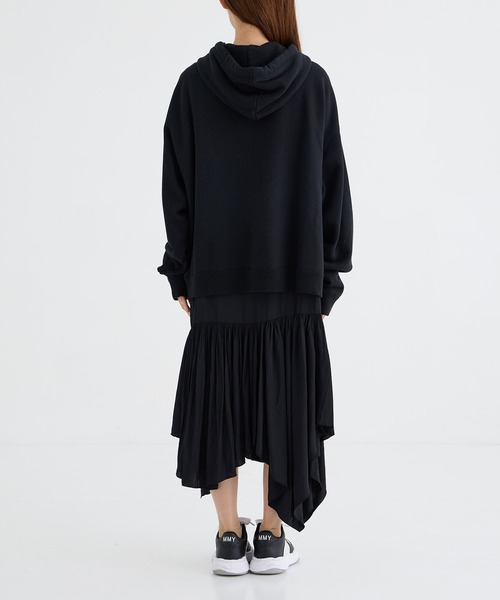 MIHARAYASUHIRO（ミハラヤスヒロ）の「【MIHARAYASUHIRO/ミハラヤスヒロ】HOODIE Layered DRESS/フーディレイヤードワンピース（ワンピース・レディース・ブラック/グレー・FREE）」の17枚目の写真