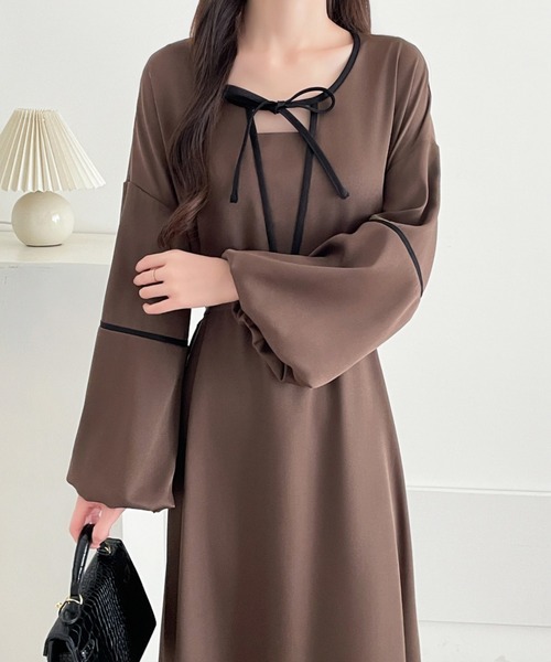 ABITOKYO（アビトーキョー）の「配色リボンパイピングボリュウーム袖A