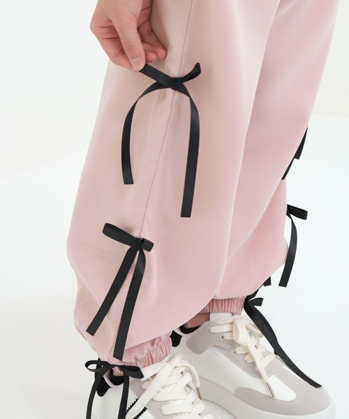 Bee des Bee（ビーデスビー）の「3連リボン パラシュートパンツ（その他パンツ・キッズ・ラベンダー/ピンク/ブラック・150cm/160cm/110cm/100cm/120cm/130cm/140cm）」の4枚目の写真