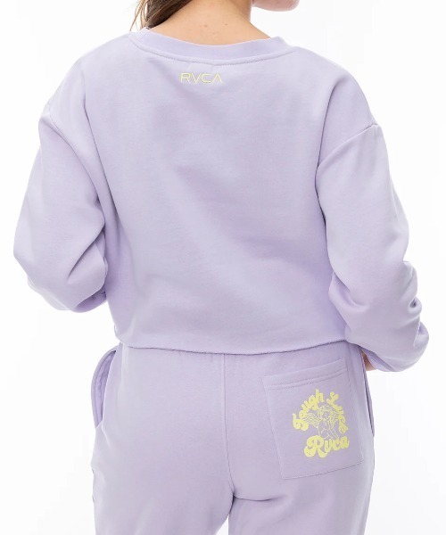 RVCA(ルーカ)の「RVCA レディース TOUGH LUCK CROPPED C トレーナー/ルーカセットアップ対応ショート丈プリントクルーネックトレーナー(スウェット・レディース・ブラック/ラベンダー/アイボリー・MEDIUM/SMALL)」の14枚目の写真