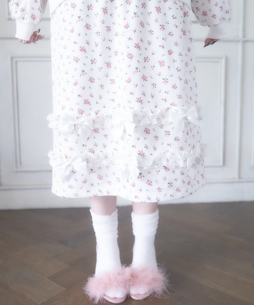 Lolime by mellfy memory(ロリミー バイ メルフィーメモリー)の「frilly tiny floral スウェットスカート(スカート・レディース・ピンク/ブルー・M/LL)」の18枚目の写真