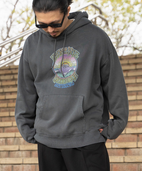 VENCEEXCHANGE（ヴァンスエクスチェンジ）の「BRONZEAGE ブロンズエイジ 製品染めパーカー（パーカー・メンズ・ネイビー/チャコール/グリーン・M/L）」の2枚目の写真