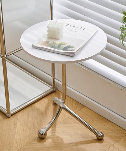 ツイストラウンドサイドテーブル（家具）｜Made in I（メイドインアイ