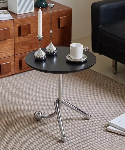 ツイストラウンドサイドテーブル（家具）｜Made in I（メイドインアイ