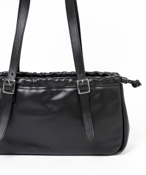 LEPSIM(レプシィム)の「スクエアショルダーバッグ 250447(ショルダーバッグ・レディース・ブラック/ダークブラウン・ONE SIZE)」の6枚目の写真