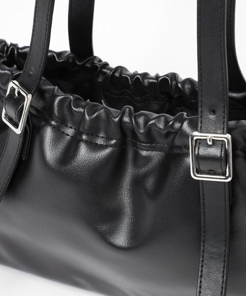 LEPSIM(レプシィム)の「スクエアショルダーバッグ 250447(ショルダーバッグ・レディース・ブラック/ダークブラウン・ONE SIZE)」の9枚目の写真