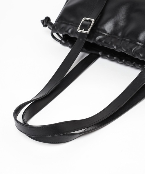 LEPSIM(レプシィム)の「スクエアショルダーバッグ 250447(ショルダーバッグ・レディース・ブラック/ダークブラウン・ONE SIZE)」の11枚目の写真