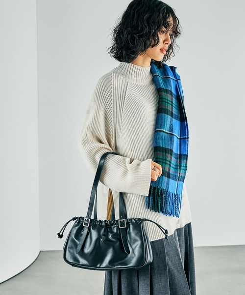 LEPSIM(レプシィム)の「スクエアショルダーバッグ 250447(ショルダーバッグ・レディース・ブラック/ダークブラウン・ONE SIZE)」の20枚目の写真