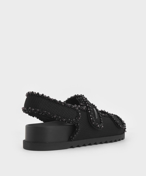 CHARLES & KEITH(チャールズ & キース)の「パールエンベリシュッド フラットフォームサンダル(サンダル・レディース・シルバー/ブラック系その他2・23cm/22.5cm/25.5cm/25cm/24.5cm/23.5cm)」の6枚目の写真
