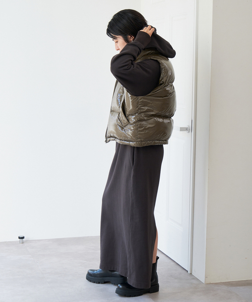 Spick & Span（スピックアンドスパン）の「グロッシーダウンベスト（ダウンベスト・レディース・ベージュ/カーキ・FREE）」の11枚目の写真