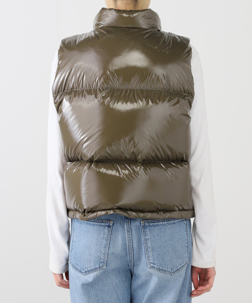 Spick & Span（スピックアンドスパン）の「グロッシーダウンベスト（ダウンベスト・レディース・ベージュ/カーキ・FREE）」の17枚目の写真