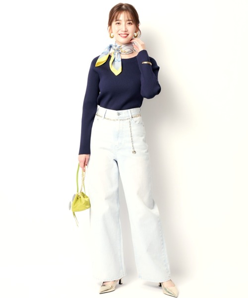 JUSGLITTY(ジャスグリッティー)の「サイドボタンリブニット(ニット/セーター・レディース・ホワイト/オレンジ/ネイビー/ブルー系その他3/ピンクベージュ・2)」の13枚目の写真