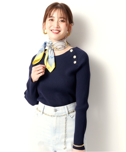 JUSGLITTY(ジャスグリッティー)の「サイドボタンリブニット(ニット/セーター・レディース・ホワイト/オレンジ/ネイビー/ブルー系その他3/ピンクベージュ・2)」の15枚目の写真