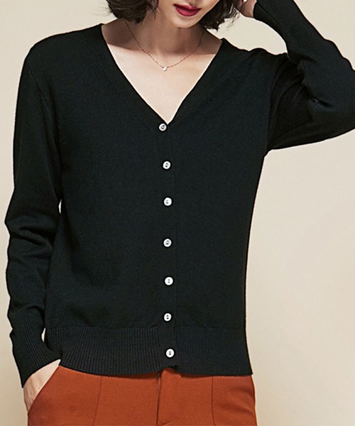 ARTS&SCIENCE ブラック Vネック カーディガン ゆとりのあるサイズ感で抜け感たっぷりに Vネックスウェット