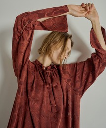 Loose jacguard dress