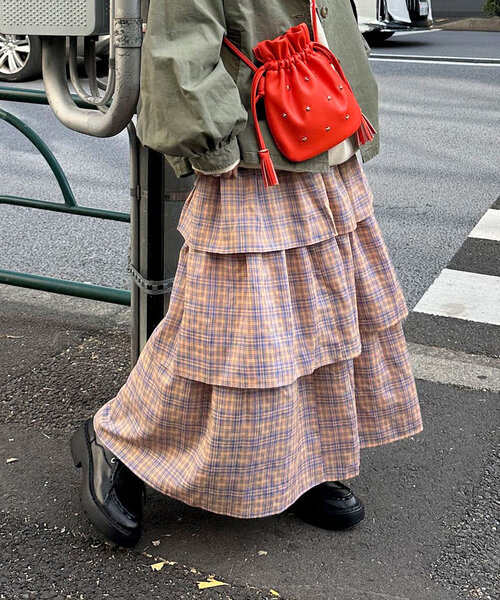 CIAOPANIC(チャオパニック)の「チェック柄ボリュームティアードスカート(スカート・レディース・ブラック/ブルー/グリーン/レッド・ONE SIZE)」の3枚目の写真