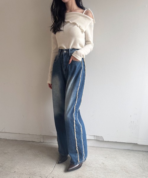 mellowneon(メロウネオン)の「サイドラインウォッシュデニムパンツ(デニムパンツ・レディース・ダークブルー/ブルー・FREE)」の14枚目の写真