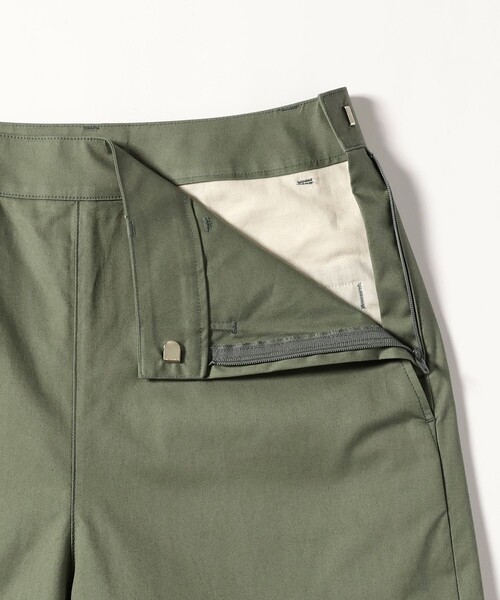 Demi-Luxe BEAMS（デミルクス ビームス）の「AK+1 / コットン サイド ジップ パンツ（その他パンツ・レディース・オリーブ/ピンク・36/38）」の14枚目の写真