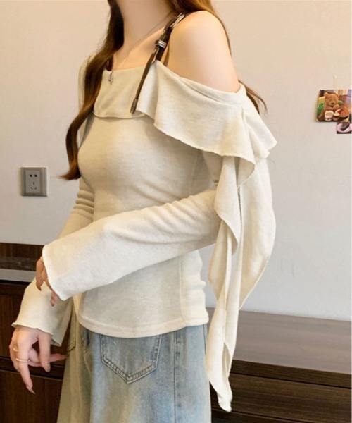 kirakiraShop(キラキラショップ)の「肩ベルト オフショルダー ニット トップス(ニット/セーター・レディース・ベージュ/チャコール/ホワイト・FREE)」の9枚目の写真