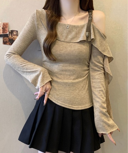 kirakiraShop(キラキラショップ)の「肩ベルト オフショルダー ニット トップス(ニット/セーター・レディース・ベージュ/チャコール/ホワイト・FREE)」の18枚目の写真